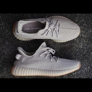AUTHENTIC Yeezy Boost 350 V2 Sesame